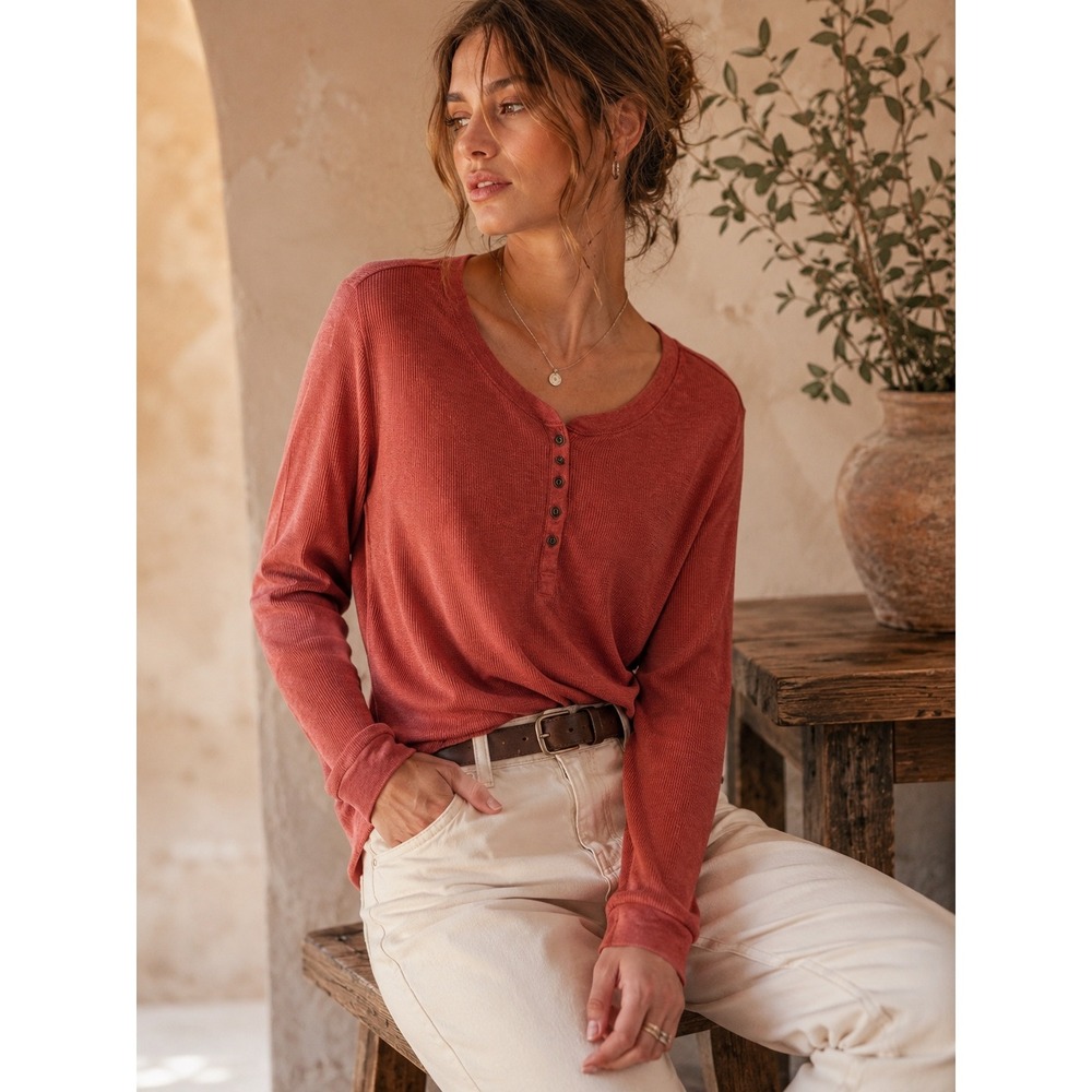 Natural Reflections Women XL Terracotta Waffle Knit Long Sleeve Henley Shirt